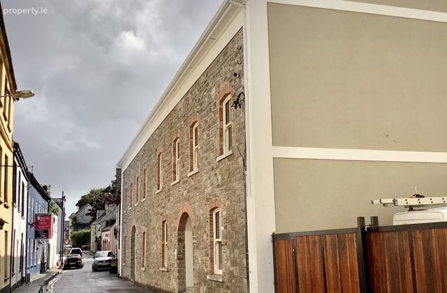 60b Lower O'connell Street, Kinsale, Co. Cork - Click to view photos
