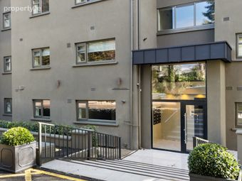 Apartment 15, Errigal House, Eglinton Court, Donnybrook, Dublin 4 - Image 2