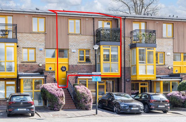 18 All Hallows Square, Dublin 9, Drumcondra, Dublin 9 - Click to view photos