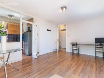 54 Rowan House, Mespil Estate, Sussex Road, Dublin 4, Dublin 4 - Image 4
