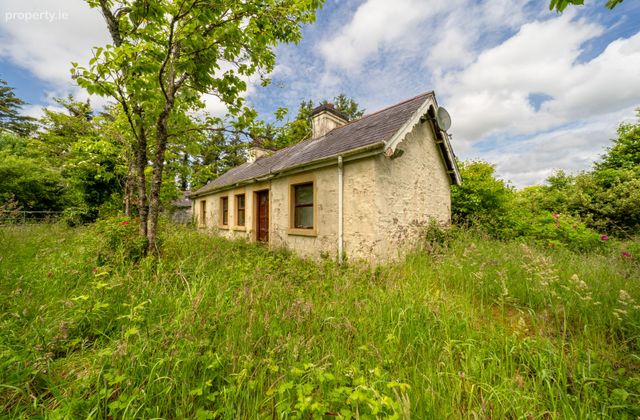 Turlough, Castlebar, Turlough, Co. Mayo - Click to view photos