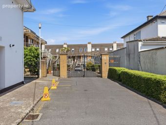 Apartment 18, Railway Court, Malahide, Co. Dublin - Image 4