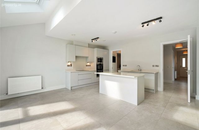260 Drumnigh Manor, Portmarnock, Co. Dublin, Portmarnock, Co. Dublin - Click to view photos