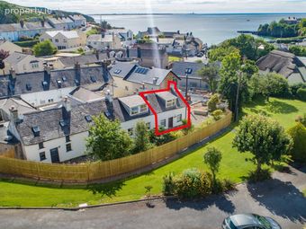 Caisle&aacute;in &Oacute;ir, 1 Glenview Terrace, Dunmore East, Co. Waterford