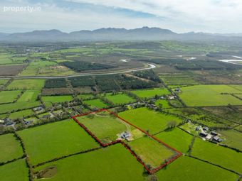 Ardcanaught West, Castlemaine, White Gate Cross Roads, Co. Kerry - Image 4