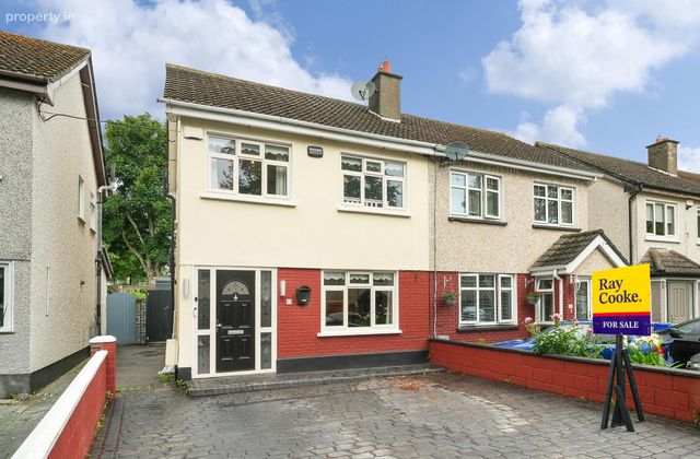 11 Kiltipper Avenue, Oldbawn, Dublin 24, Dublin 24 - Click to view photos
