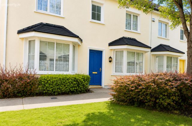 4 Carmody Way, Fairgreen, Portlaoise, Co. Laois - Click to view photos