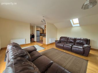 42 Hansted Crescent, Lucan, Lucan, Co. Dublin - Image 4