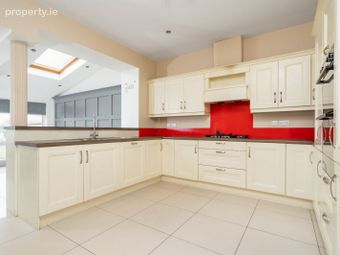 6 Castle Avenue, Buncrana, Buncrana, Co. Donegal - Image 5