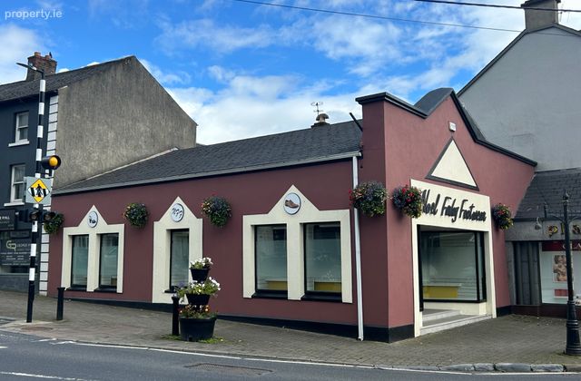 Bank Place, Cashel, Co. Tipperary, Cashel, Co. Tipperary - Click to view photos