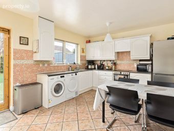 9 Griffeen Glen Crescent, Griffeen Glen, Lucan, Co. Dublin, Lucan, Co. Dublin - Image 2
