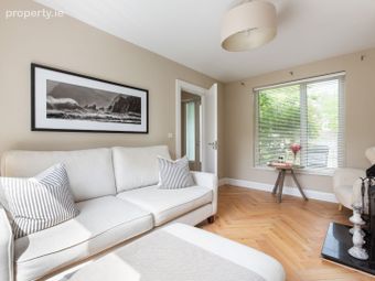 67 Goatstown Close, Goatstown, Dublin 14 - Image 4