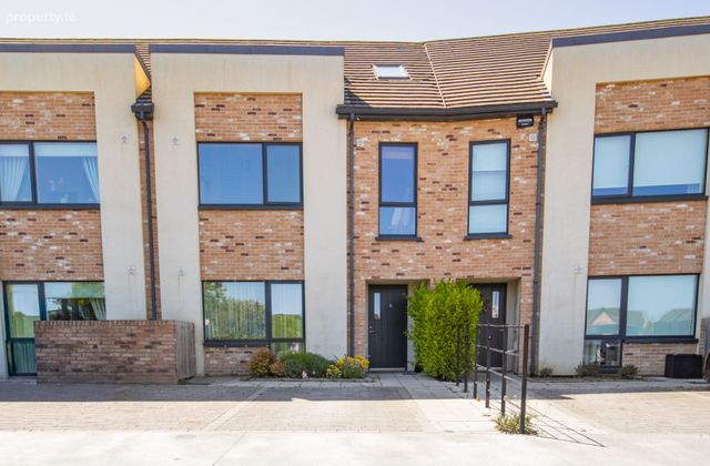 8 The Crescent, Saint Marnock's Bay, Portmarnock, Co. Dublin - Click to view photos