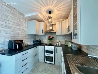 1 Lennon Melia Terrace, Armagh Road, Dundalk, Co. Louth - Image 3