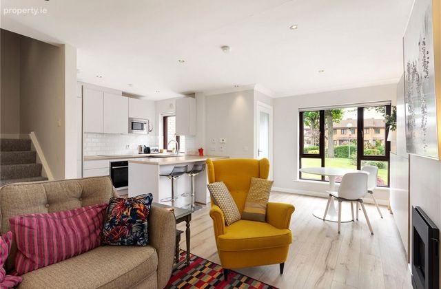 64 Lansdowne Village, Sandymount, Sandymount, Dublin 4 - Click to view photos