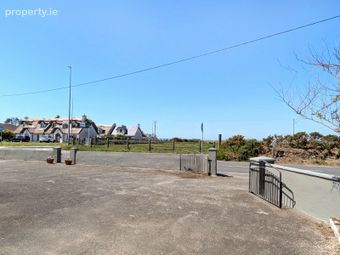 'burrow View, Carmel's Lodge', The Beake, Kilmore Quay, Co. Wexford - Image 4
