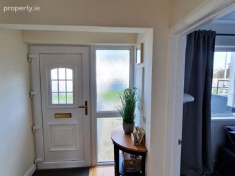 10 Saint Peter's Terrace, Dungloe, Dungloe, Co. Donegal - Image 4
