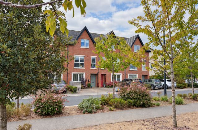 38 Parkside Crescent, Dublin 13, Clongriffin, Dublin 13 - Click to view photos