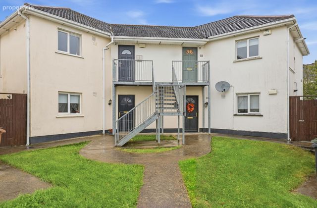 Holywell Court, Swords, Co. Dublin - Click to view photos