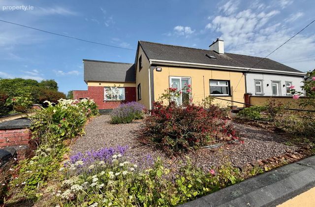 Carraward West, Dromcolliher, Co. Limerick, Dromcolliher, Co. Limerick - Click to view photos
