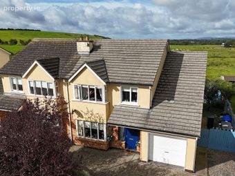 18 Mooreville Estate, Rathdowney, Co. Laois