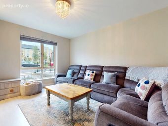 1 Walker Green, Clongriffin, Dublin 13 - Image 4