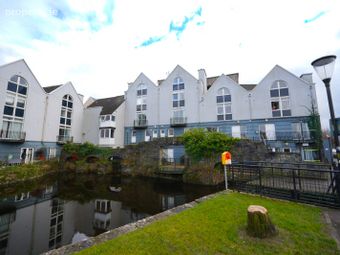 36 The Waterfront, Bridge Street, Galway City Centre, Co. Galway