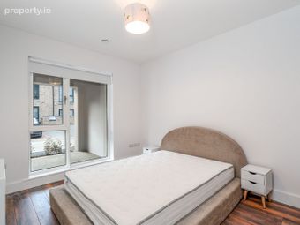 Woodbrook Grove, Dublin Road, Shankill, Dublin 18 - Image 5