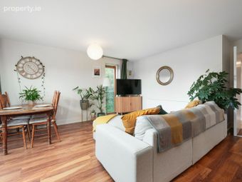 Apartment 30, Cloonlara Square, Phoenix Park Avenue, Dublin 15 - Image 4