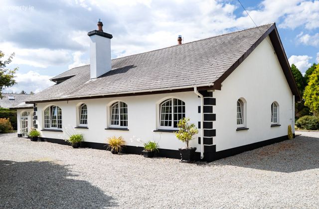 Millbrook, Ballymacowen, Clonakilty, Co. Cork - Click to view photos