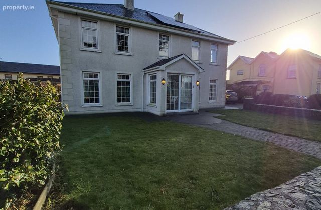 Corballis, Wilmount Avenue, Cobh, Co. Cork - Click to view photos