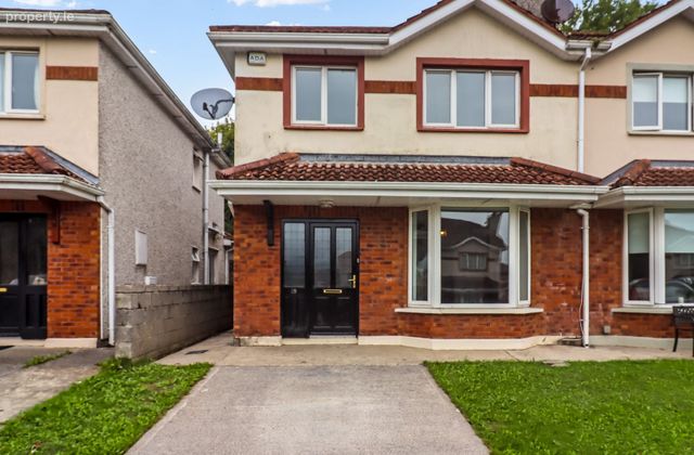 39 Owentarglen, River Valley, Mallow, Co. Cork - Click to view photos