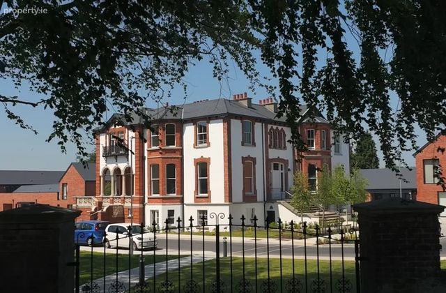 Kylemore, Kylemore House, Church Road, Killiney, Co. Dublin, Killiney, Co. Dublin - Click to view photos