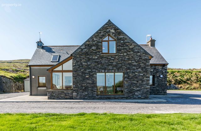 Dunmanus, Toormore, Goleen, Co. Cork - Click to view photos