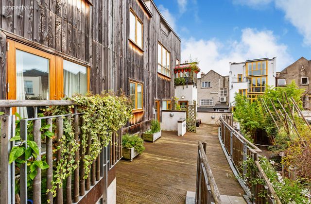 Apartment 4, The Daintree Building, Portobello, Dublin 8 - Click to view photos