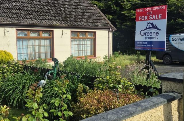 1 Dundalk Road, Dunleer, Dunleer, Co. Louth - Click to view photos