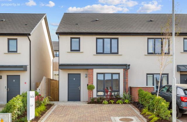 Hawks Bay, Rathnew, Co. Wicklow, Hawks Bay, Rathnew, Co. Wicklow - Click to view photos