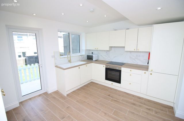 9 Saint Mary's Avenue, Dillons Cross, Dillons Cross, Co. Cork - Click to view photos