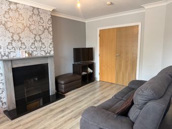 113 Deerpark Place, Kiltipper, Kiltipper, Dublin 24 - Image 3