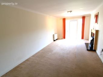 20 Annaly Close, Block 7b, Ongar, Dublin 15 - Image 4