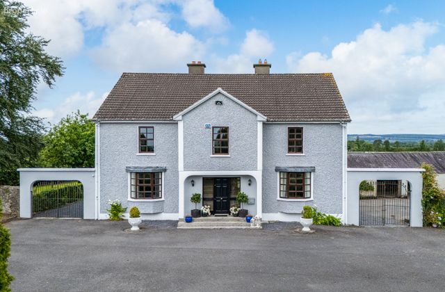 Castleview House, Keeloge South, Borris-in-ossory, Borris-in-Ossory, Co. Laois - Click to view photos