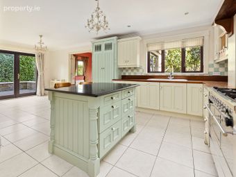30 Walshestown Abbey, Newbridge, Co. Kildare - Image 4