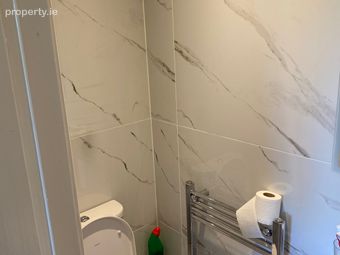 21 Esker Manor, Lucan, Co. Dublin, Lucan, Co. Dublin - Image 2