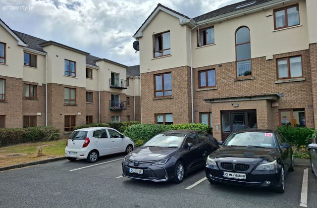 3 The Park, Larch Hill, Dublin 17, Kilmore, Dublin 5 - Click to view photos