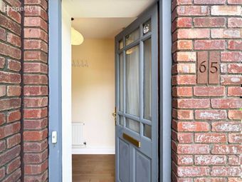 65 Summerseat Court, Main Street, Clonee, Co. Meath - Image 2