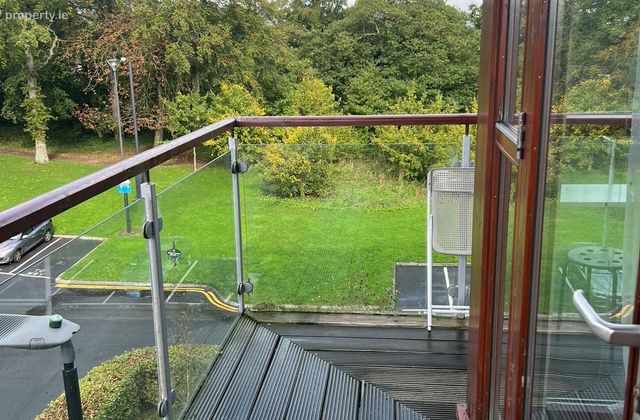 Apartment 153, Temple Gardens, Dublin 9 - Click to view photos