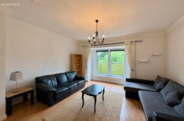 Deerpark Court, Blessington, Co. Wicklow, Blessington, Co. Wicklow - Click to view photos