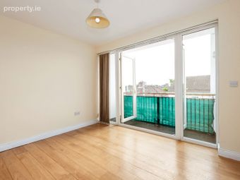 29c, Lansdowne Valley, Drimnagh, Dublin 12 - Image 4