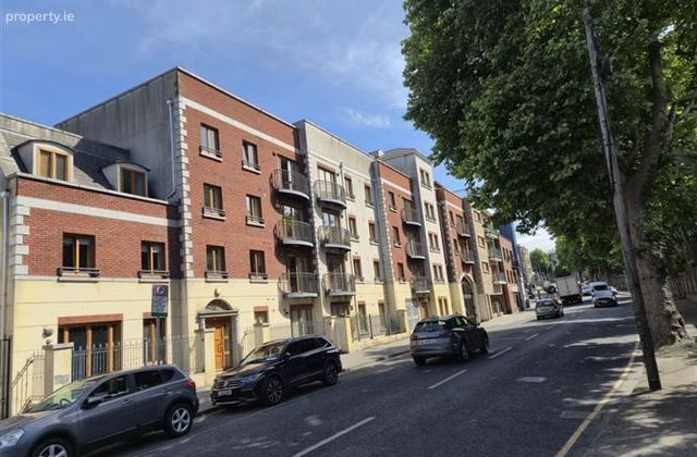 Apartment 21, Saint James's Court, Kilmainham, Dublin 8 - Click to view photos