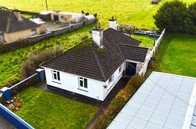 East End, Boherbue, Boherbue, Co. Cork - Click to view photos